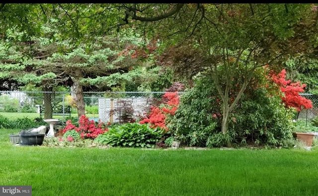 7 MELODY CT, Hamilton, NJ 08620