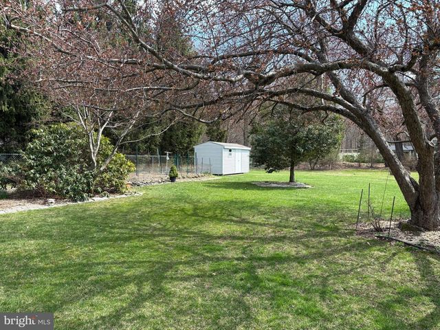 7 MELODY CT, Hamilton, NJ 08620