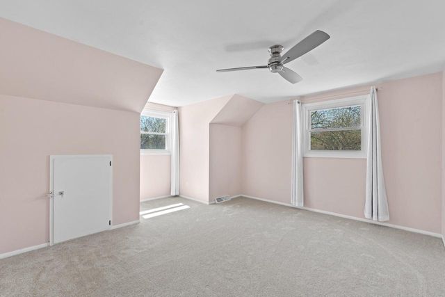 2904 Tensleep TERRACE, Waukesha, WI 53188