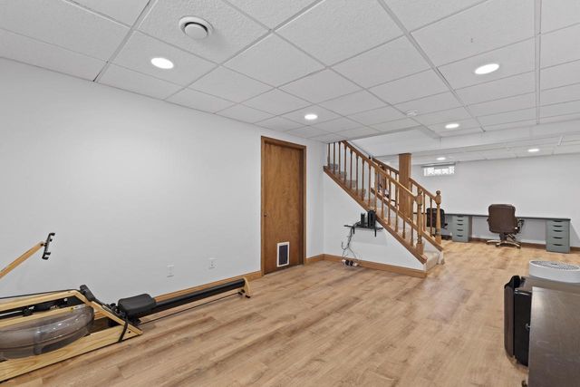 2904 Tensleep TERRACE, Waukesha, WI 53188