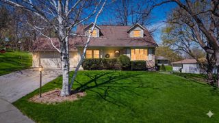 2904 Tensleep TERRACE, Waukesha, WI 53188