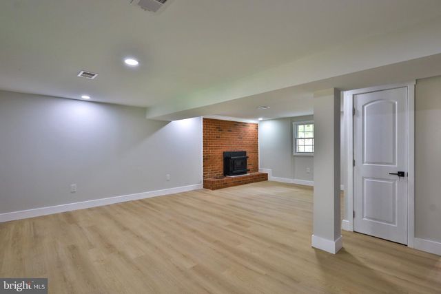 26530 FOREST HALL DR, Mechanicsville, MD 20659
