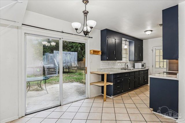 918 Montclair Rd, Pensacola, FL 32505