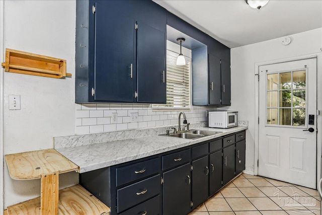 918 Montclair Rd, Pensacola, FL 32505