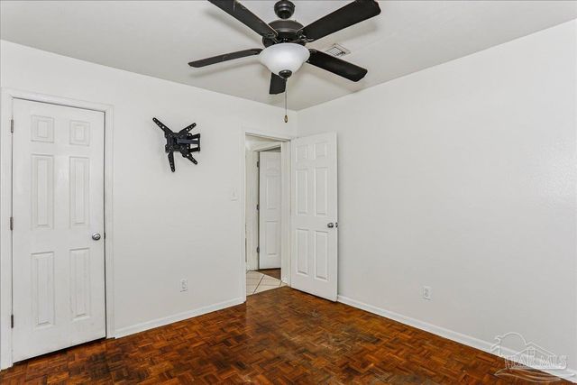 918 Montclair Rd, Pensacola, FL 32505