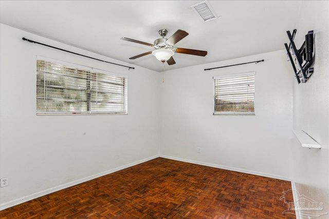 918 Montclair Rd, Pensacola, FL 32505