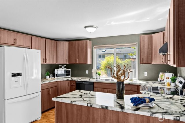 7943 4th Court SE, Lacey, WA 98503