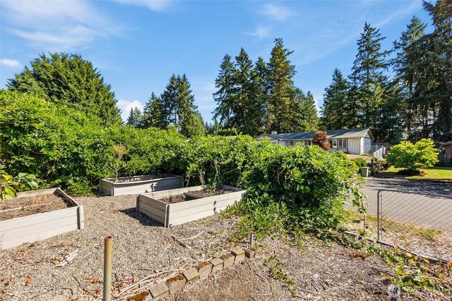 7943 4th Court SE, Lacey, WA 98503