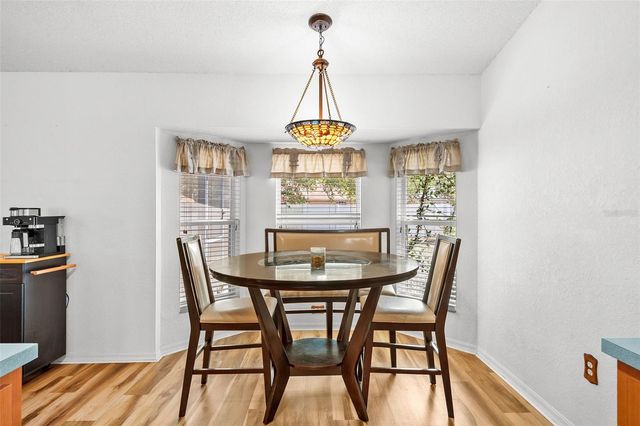 127 WINSTON MANOR CIRCLE, Seffner, FL 33584