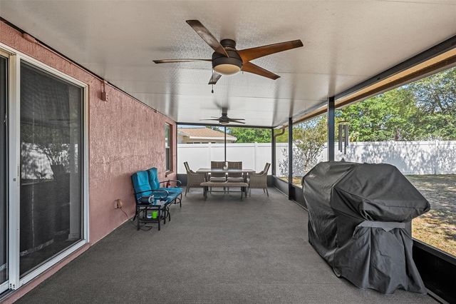 127 WINSTON MANOR CIRCLE, Seffner, FL 33584