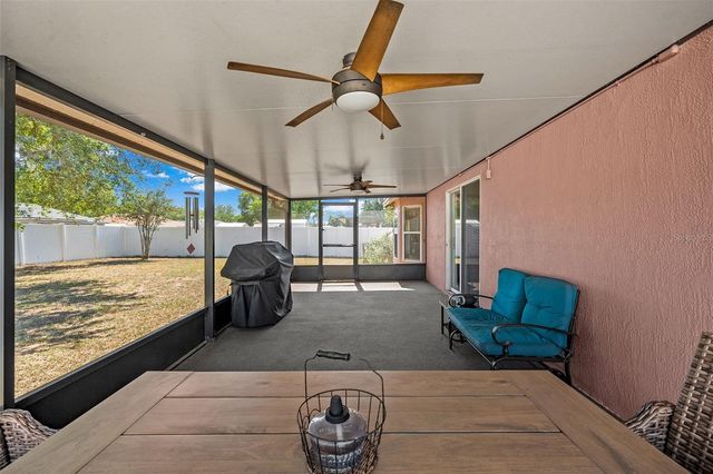 127 WINSTON MANOR CIRCLE, Seffner, FL 33584