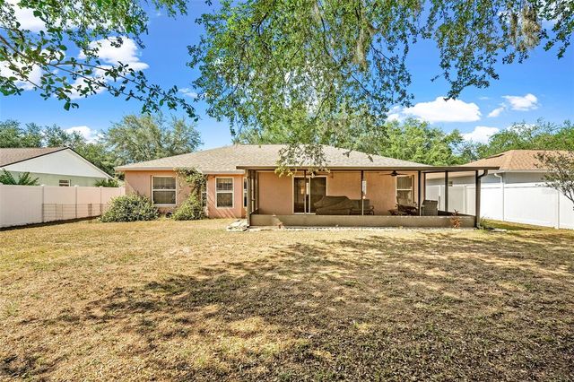 127 WINSTON MANOR CIRCLE, Seffner, FL 33584