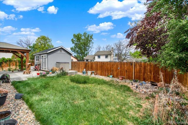 19691 E Navarro Place, Aurora, CO 80013