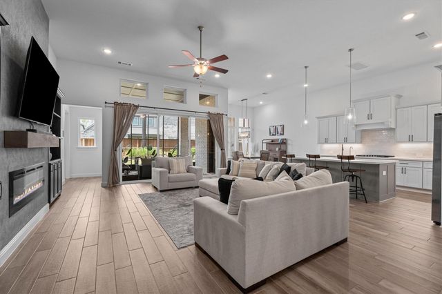 28096 Woodland Bend Way, Spring, TX 77386