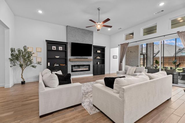 28096 Woodland Bend Way, Spring, TX 77386