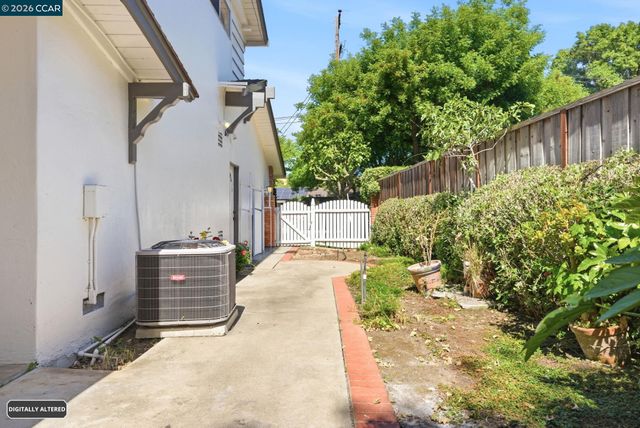 417 Persimmon Rd, Walnut Creek, CA 94598