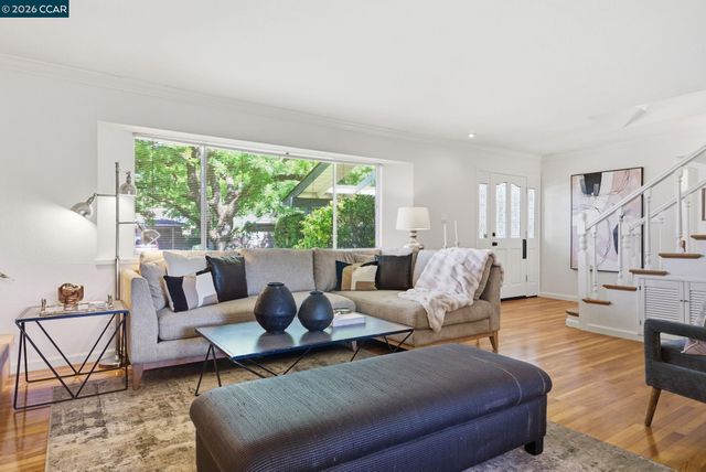 417 Persimmon Rd, Walnut Creek, CA 94598