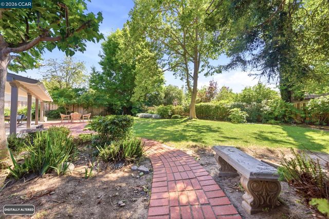 417 Persimmon Rd, Walnut Creek, CA 94598