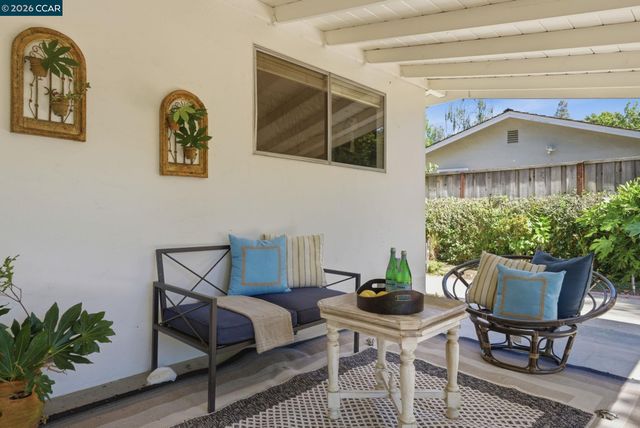 417 Persimmon Rd, Walnut Creek, CA 94598