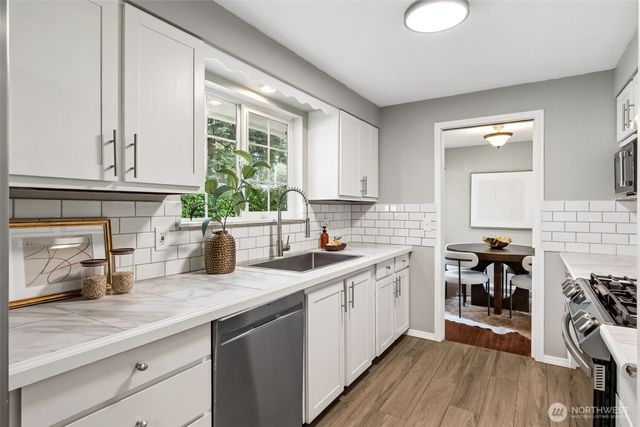 4424 Montclair Drive SE, Lacey, WA 98503