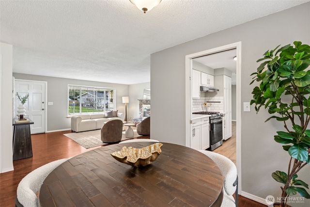 4424 Montclair Drive SE, Lacey, WA 98503