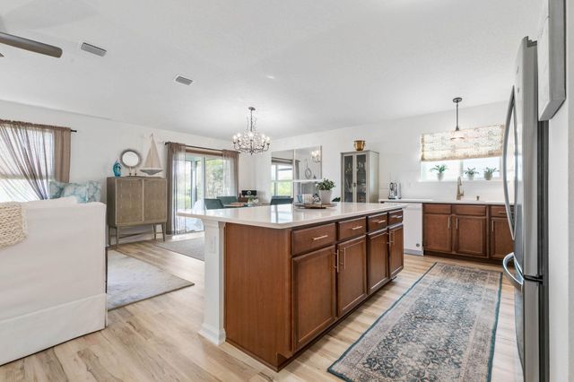 18 Las Casitas Blvd, Palm Coast, FL 32137