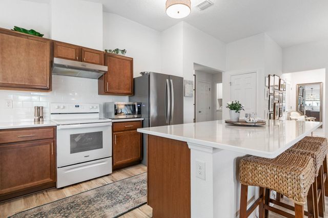 18 Las Casitas Blvd, Palm Coast, FL 32137