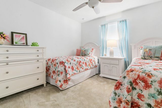 18 Las Casitas Blvd, Palm Coast, FL 32137