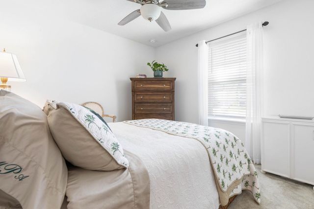 18 Las Casitas Blvd, Palm Coast, FL 32137