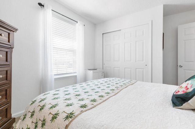 18 Las Casitas Blvd, Palm Coast, FL 32137