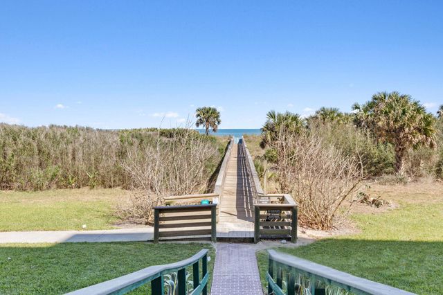 18 Las Casitas Blvd, Palm Coast, FL 32137