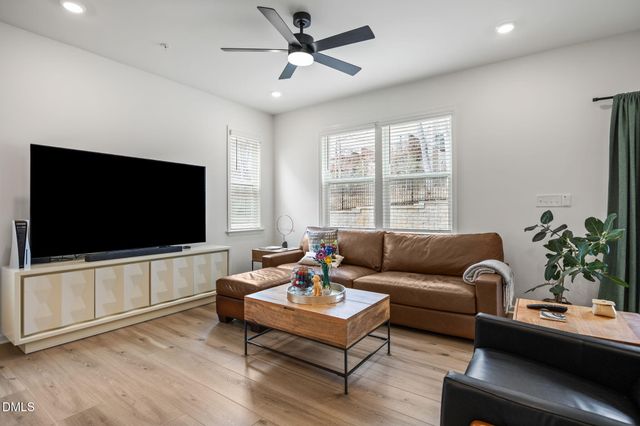 179 Cabernet Drive, Chapel Hill, NC 27516