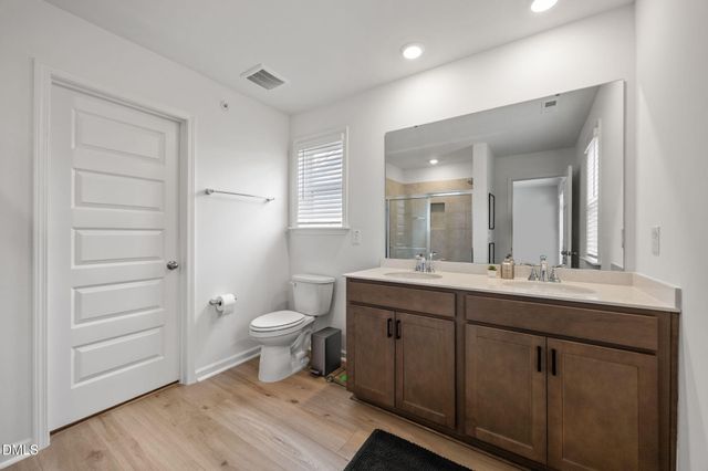 179 Cabernet Drive, Chapel Hill, NC 27516