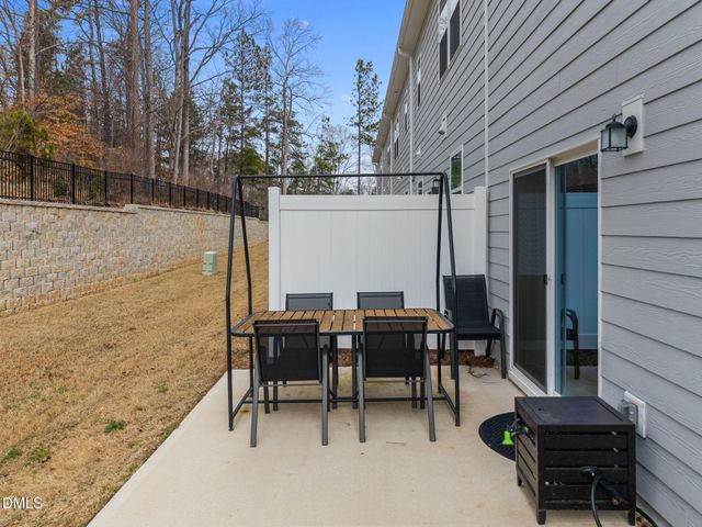 179 Cabernet Drive, Chapel Hill, NC 27516