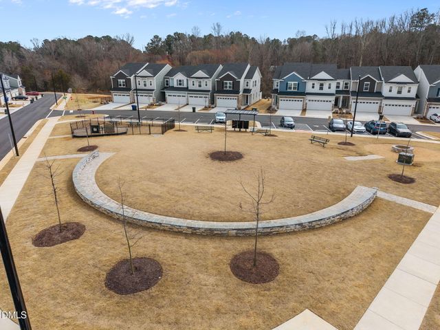 179 Cabernet Drive, Chapel Hill, NC 27516