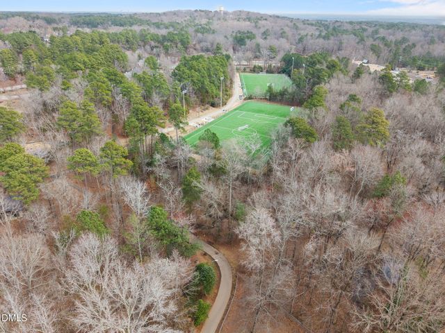 179 Cabernet Drive, Chapel Hill, NC 27516