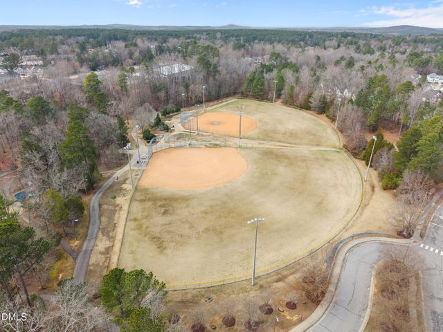 179 Cabernet Drive, Chapel Hill, NC 27516