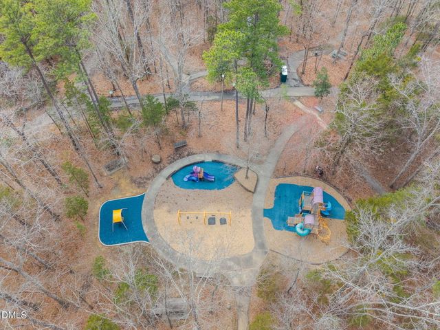 179 Cabernet Drive, Chapel Hill, NC 27516