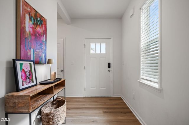 179 Cabernet Drive, Chapel Hill, NC 27516