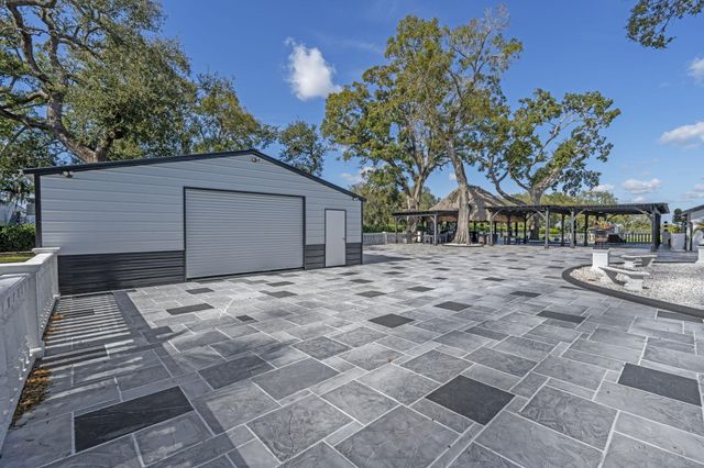 16200 Orange Avenue, Fort Pierce, FL 34945