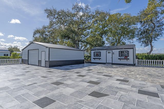 16200 Orange Avenue, Fort Pierce, FL 34945