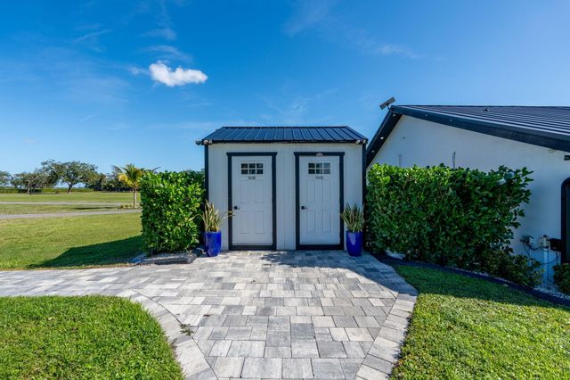 16200 Orange Avenue, Fort Pierce, FL 34945
