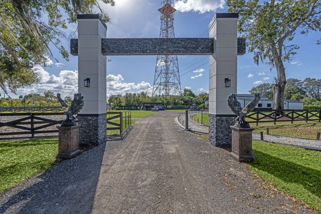 16200 Orange Avenue, Fort Pierce, FL 34945