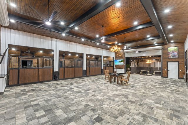 16200 Orange Avenue, Fort Pierce, FL 34945