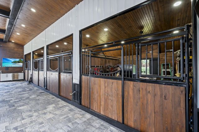 16200 Orange Avenue, Fort Pierce, FL 34945