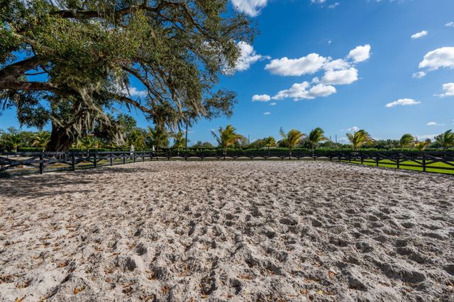 16200 Orange Avenue, Fort Pierce, FL 34945