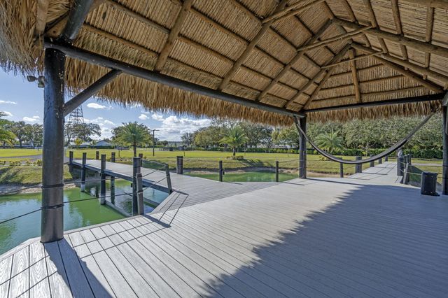 16200 Orange Avenue, Fort Pierce, FL 34945