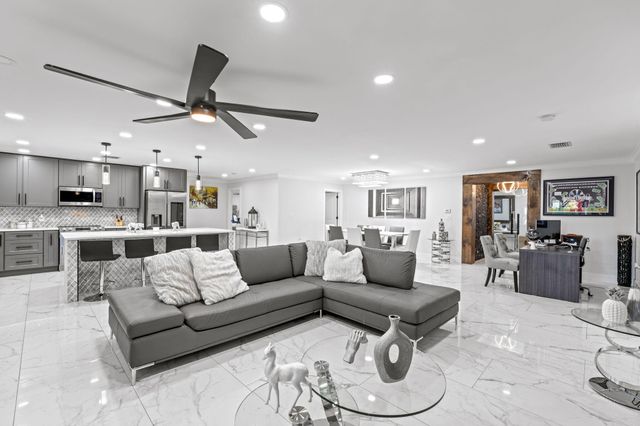 16200 Orange Avenue, Fort Pierce, FL 34945