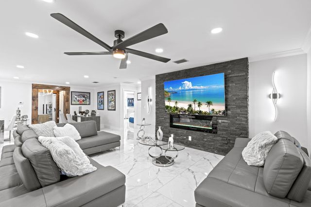 16200 Orange Avenue, Fort Pierce, FL 34945