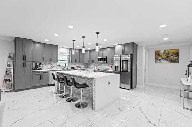 16200 Orange Avenue, Fort Pierce, FL 34945